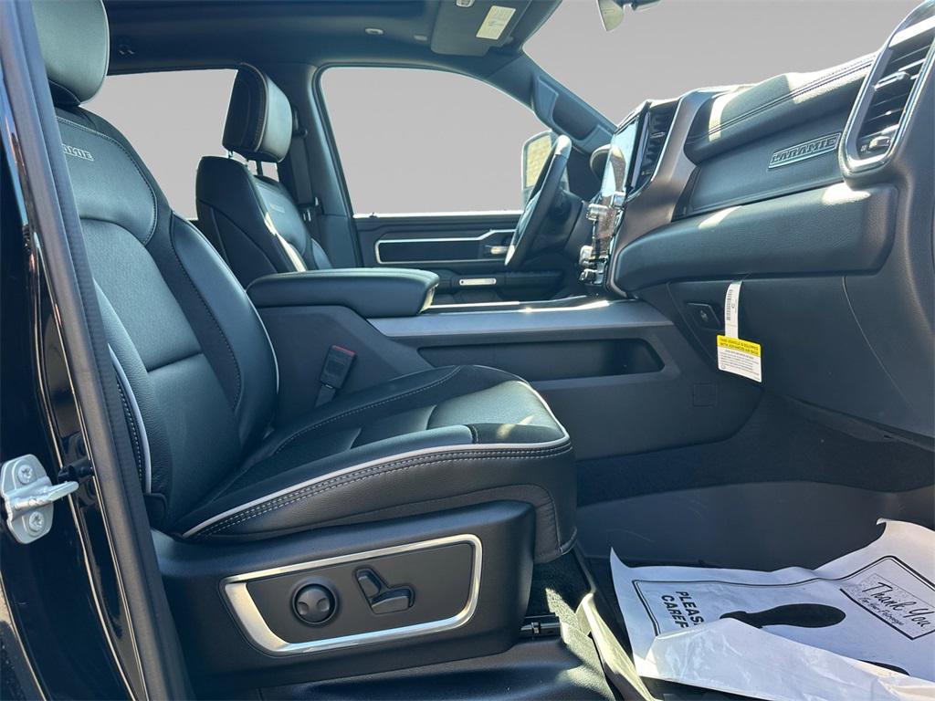 new 2025 Ram 1500 car, priced at $71,282