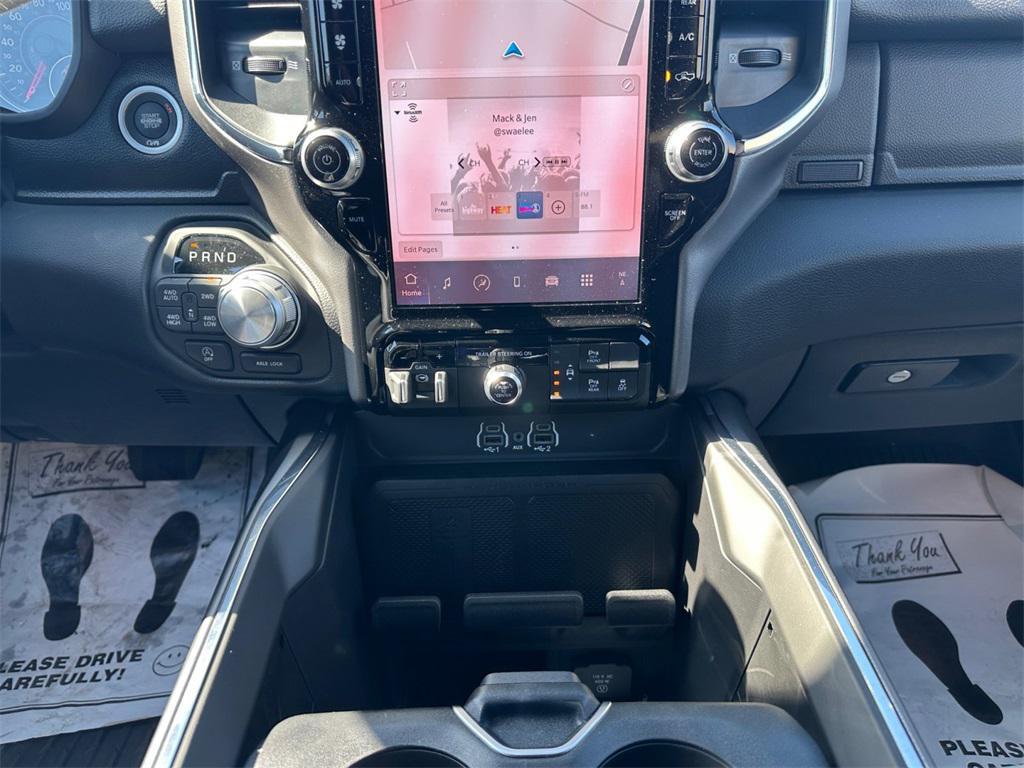 new 2025 Ram 1500 car, priced at $71,282