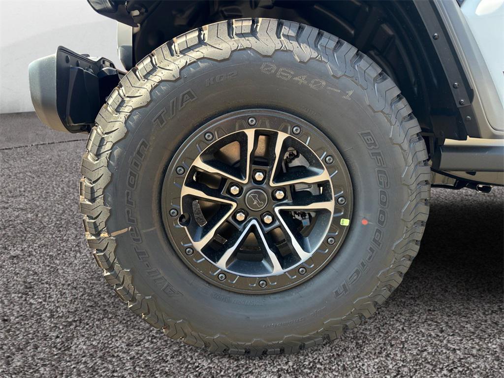 new 2025 Jeep Wrangler car, priced at $53,216