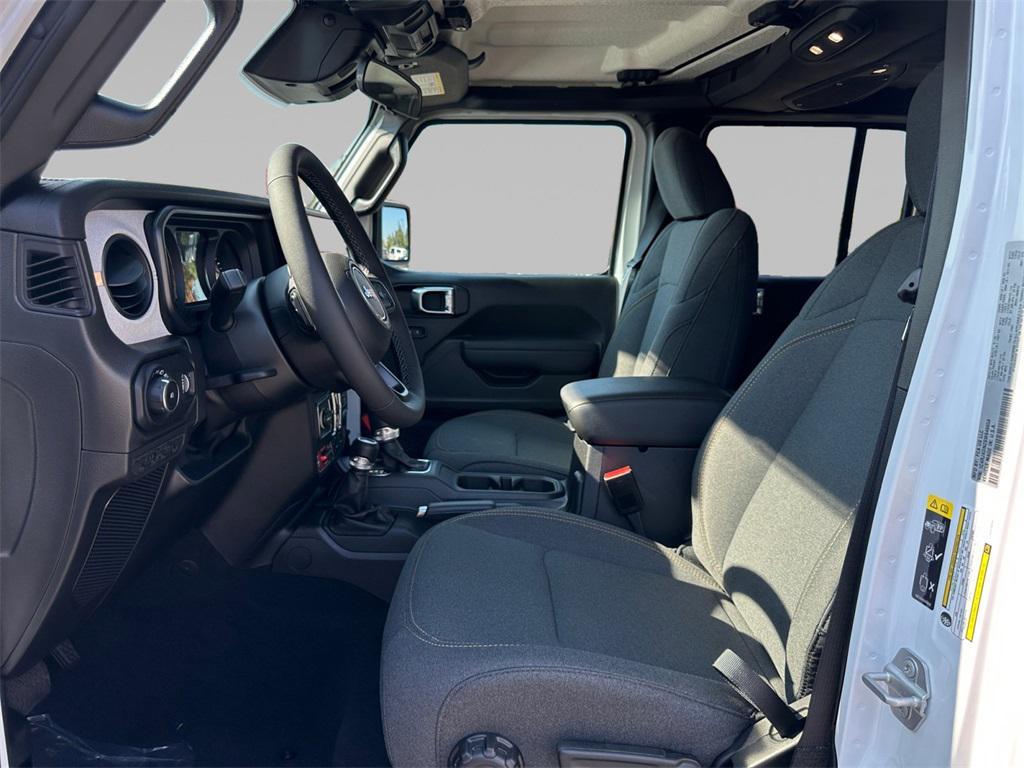 new 2025 Jeep Wrangler car, priced at $53,216