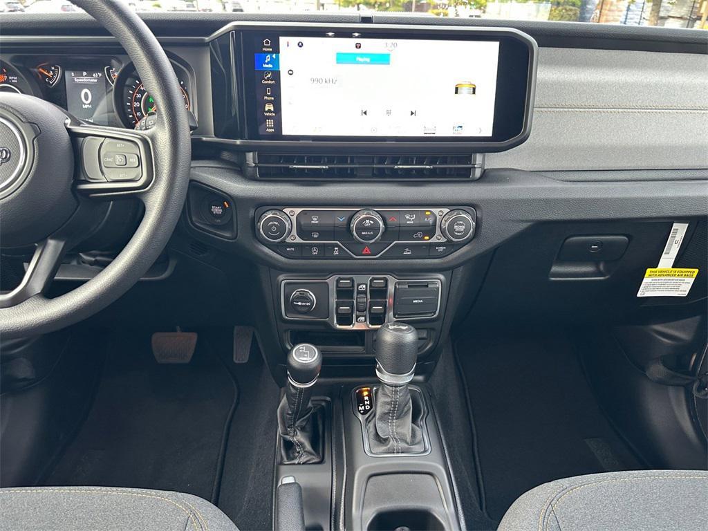 new 2025 Jeep Wrangler car, priced at $35,316