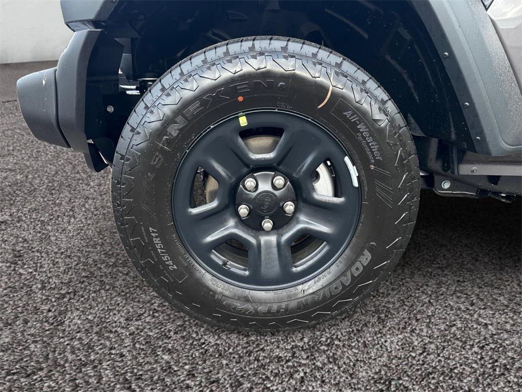 new 2025 Jeep Wrangler car, priced at $35,316