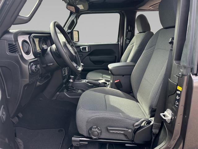 new 2025 Jeep Wrangler car, priced at $33,658
