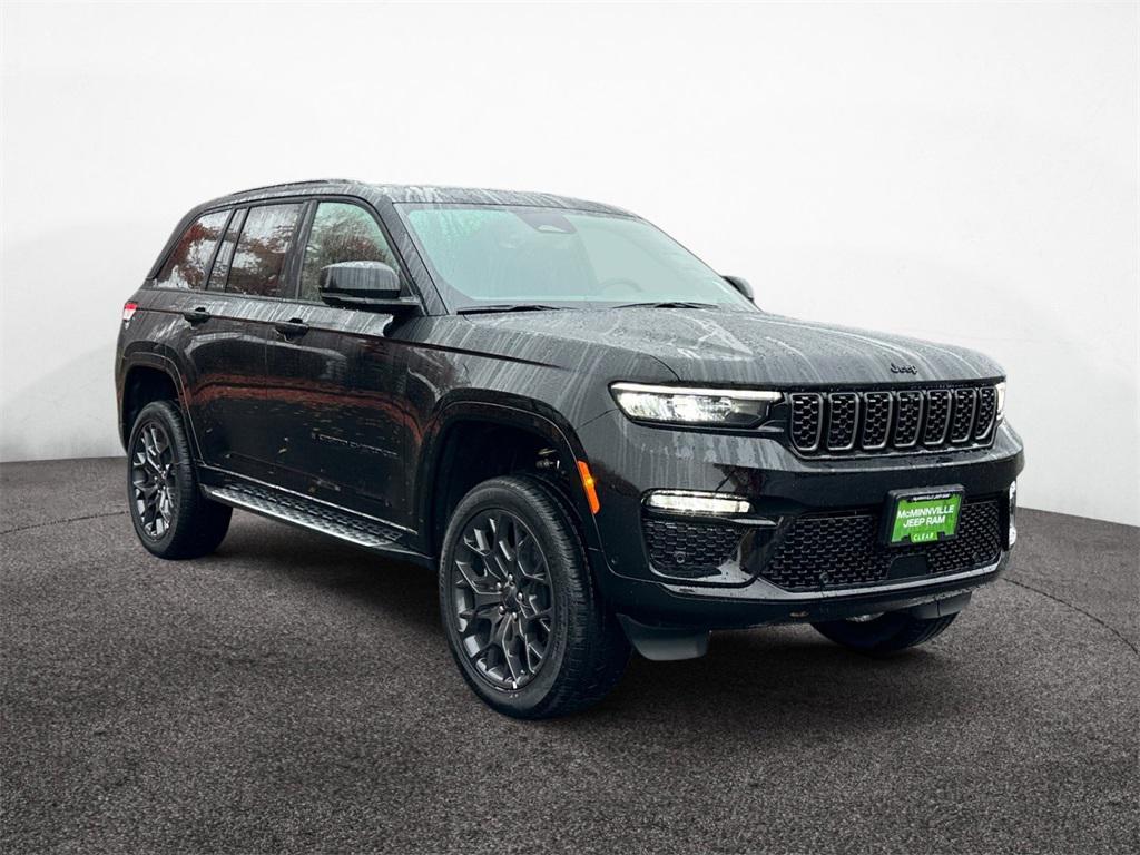 new 2025 Jeep Grand Cherokee car, priced at $70,150