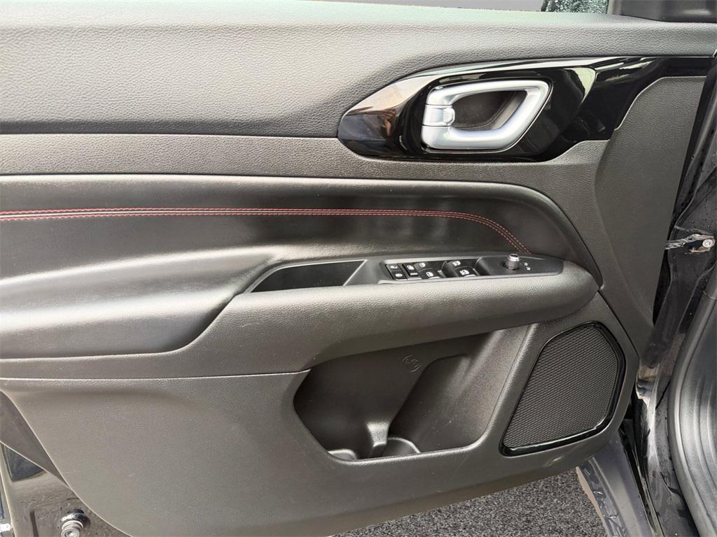 used 2024 Jeep Compass car, priced at $22,209