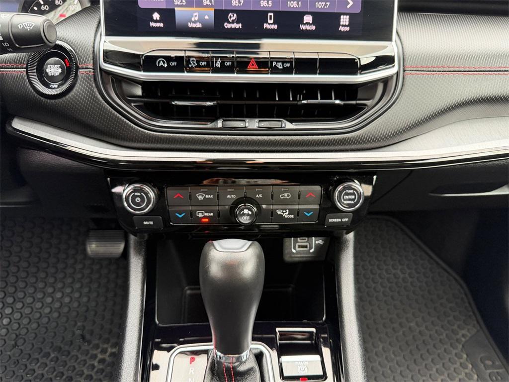 used 2024 Jeep Compass car, priced at $22,209