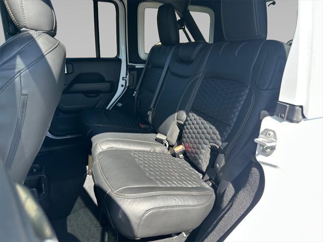 new 2025 Jeep Wrangler car, priced at $54,077