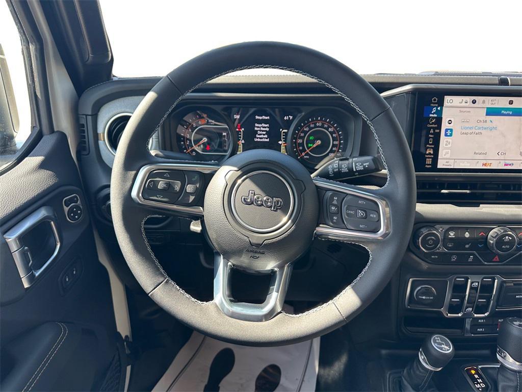 new 2025 Jeep Wrangler car, priced at $55,470