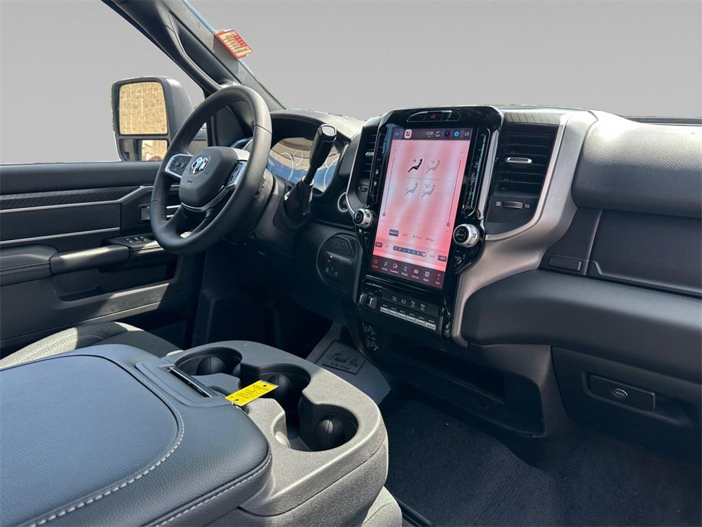 new 2025 Ram 3500 car, priced at $71,304