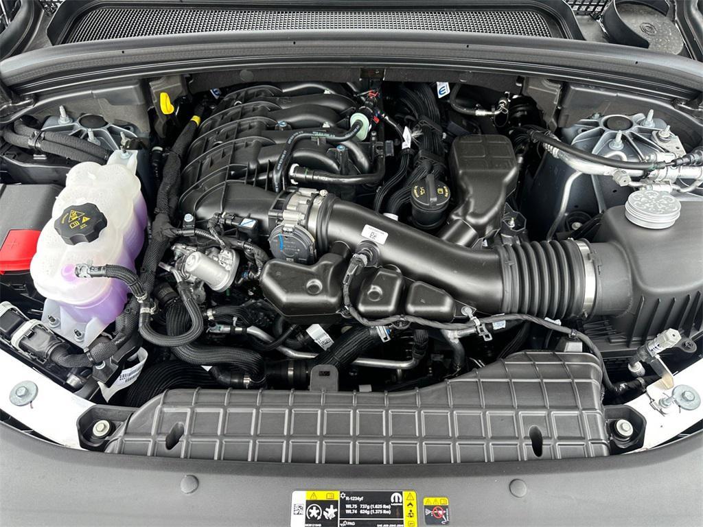 new 2025 Jeep Grand Cherokee car, priced at $46,240