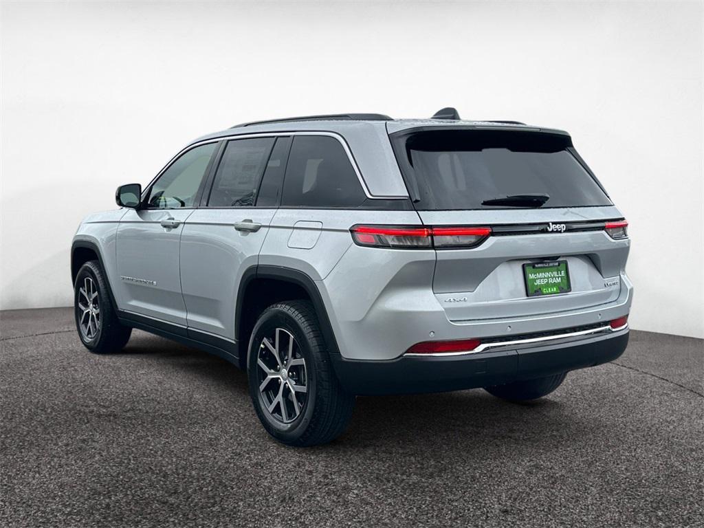 new 2025 Jeep Grand Cherokee car, priced at $46,240