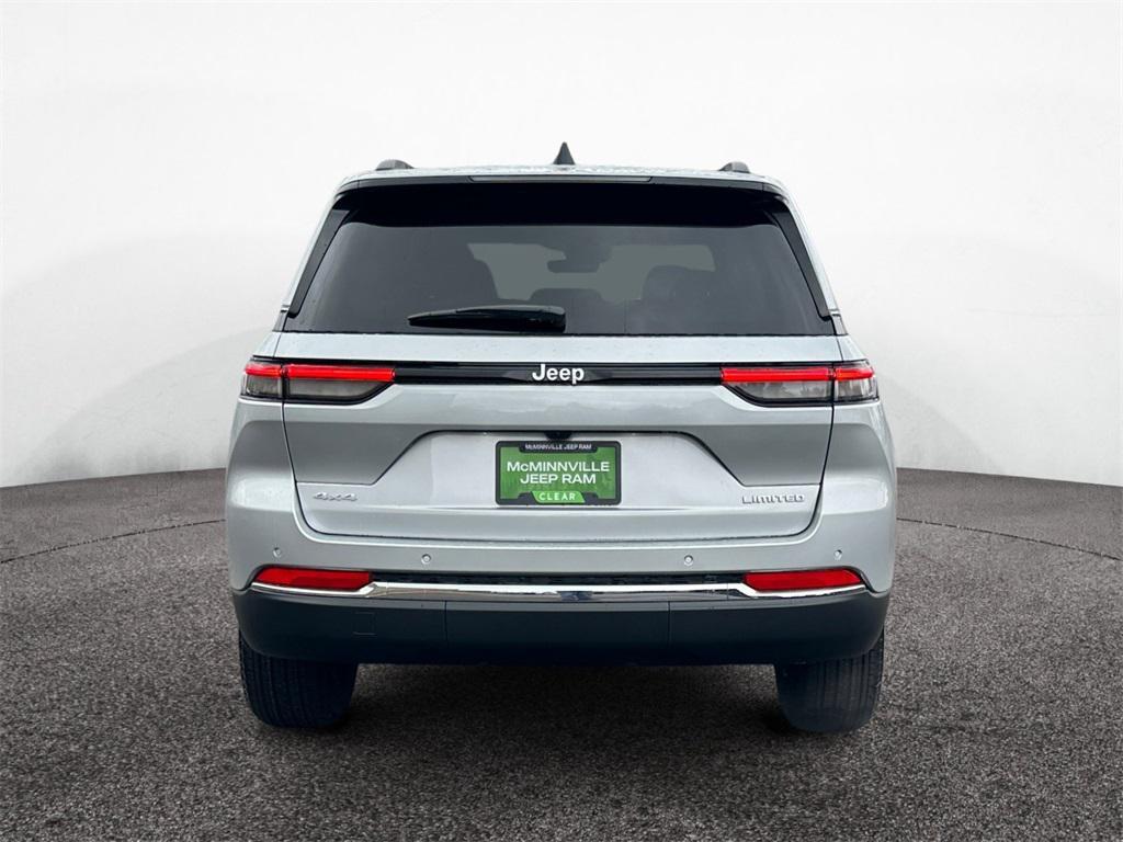 new 2025 Jeep Grand Cherokee car, priced at $46,240