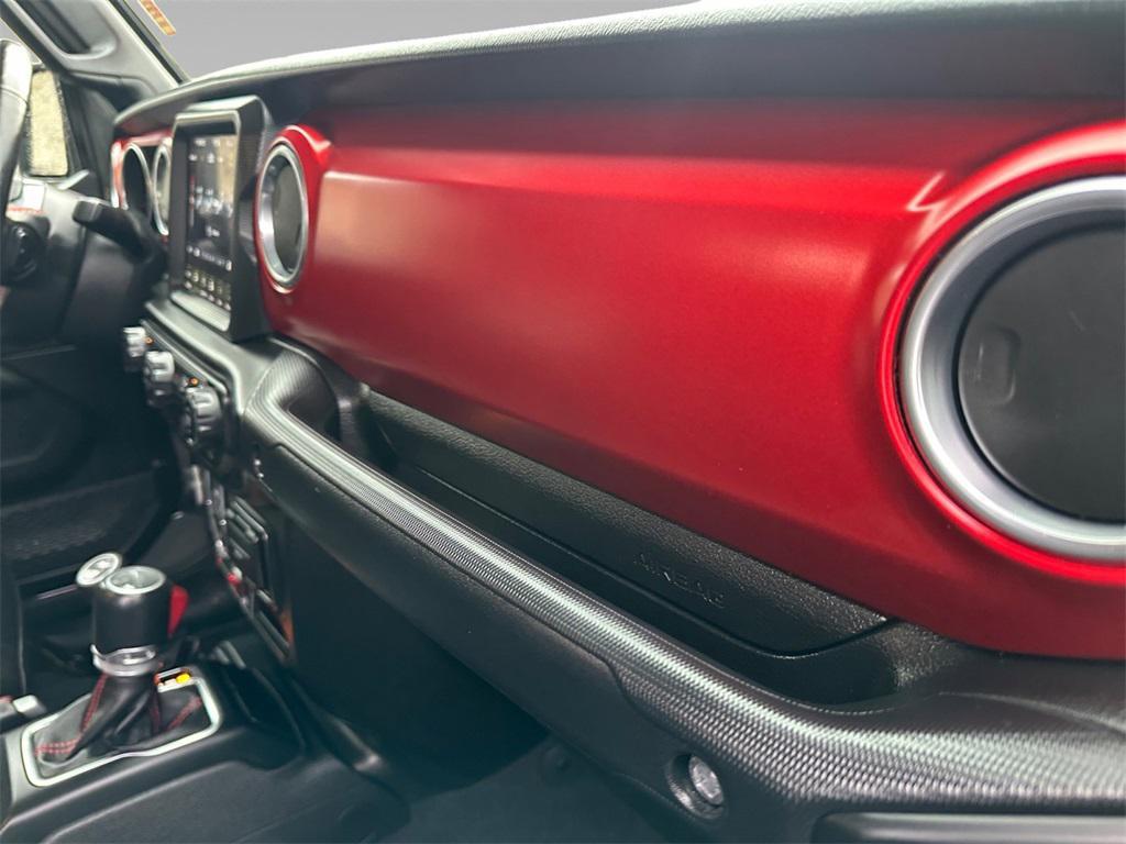 used 2021 Jeep Gladiator car, priced at $36,282