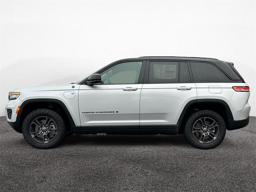 new 2024 Jeep Grand Cherokee 4xe car, priced at $60,882