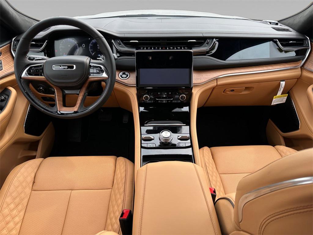 new 2025 Jeep Grand Cherokee car, priced at $62,785