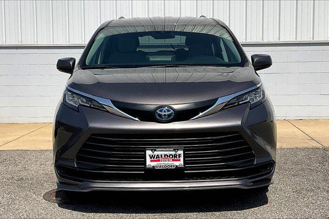 used 2022 Toyota Sienna car, priced at $35,495