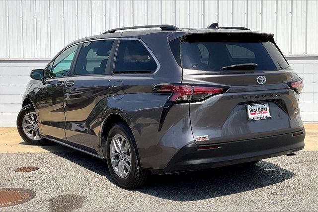 used 2022 Toyota Sienna car, priced at $35,495