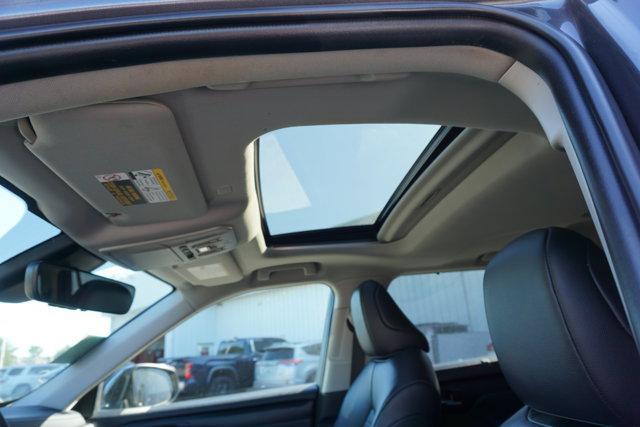 used 2022 Toyota Highlander car, priced at $37,000