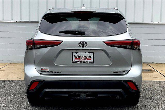 used 2022 Toyota Highlander car, priced at $36,950