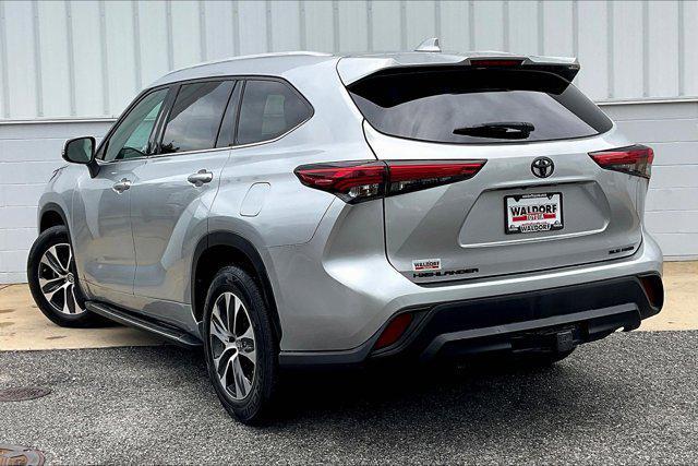 used 2022 Toyota Highlander car, priced at $36,950