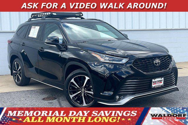 used 2022 Toyota Highlander car, priced at $39,795