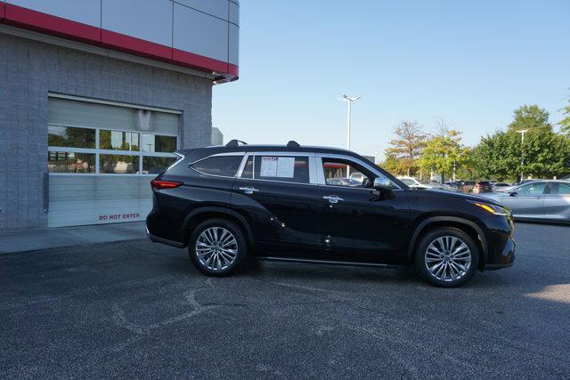 used 2023 Toyota Highlander car, priced at $43,495