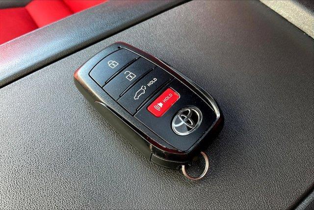 used 2024 Toyota Highlander car, priced at $43,900