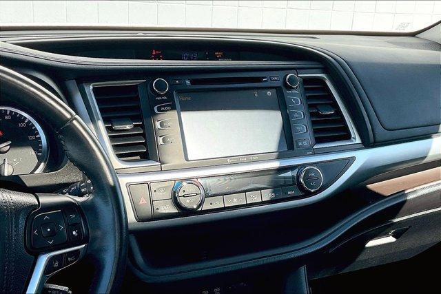 used 2017 Toyota Highlander car, priced at $20,650