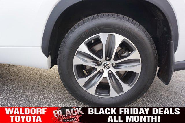 used 2022 Toyota Highlander car, priced at $35,000