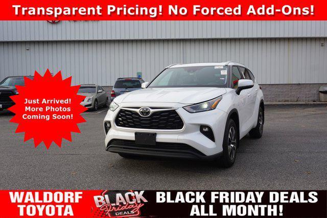 used 2022 Toyota Highlander car, priced at $35,000