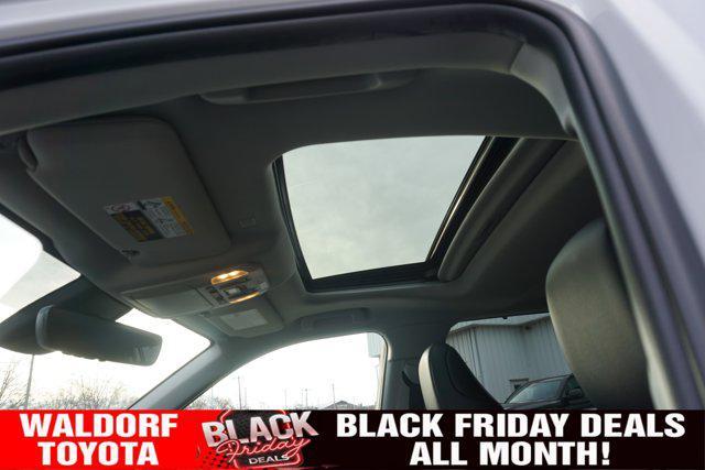 used 2022 Toyota Highlander car, priced at $35,000