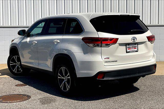 used 2019 Toyota Highlander car, priced at $23,450