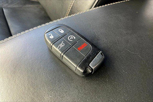 used 2014 Jeep Grand Cherokee car, priced at $10,995
