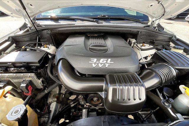 used 2014 Jeep Grand Cherokee car, priced at $10,995