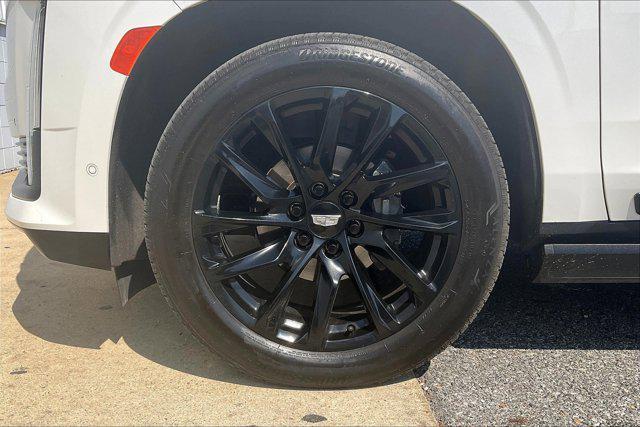 used 2021 Cadillac Escalade ESV car, priced at $60,950