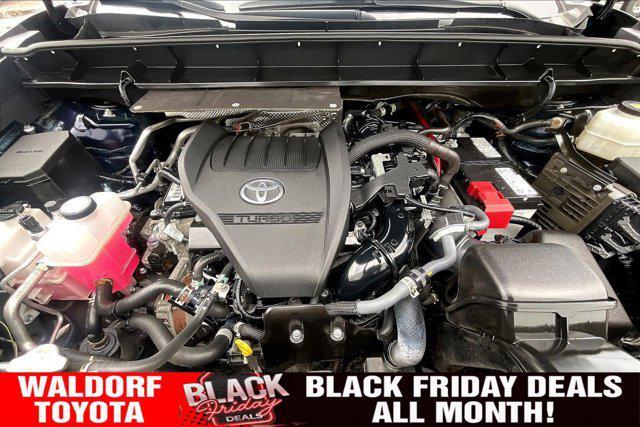 used 2023 Toyota Highlander car, priced at $37,500