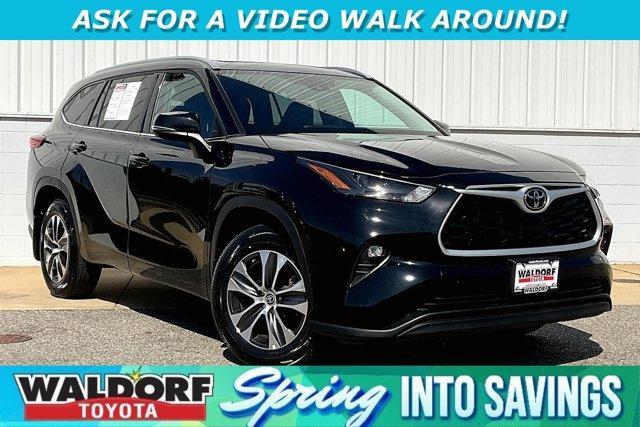 used 2022 Toyota Highlander car, priced at $35,450