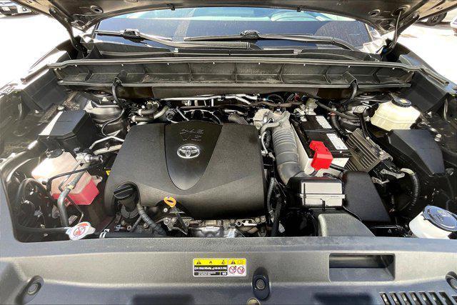 used 2022 Toyota Highlander car, priced at $34,495