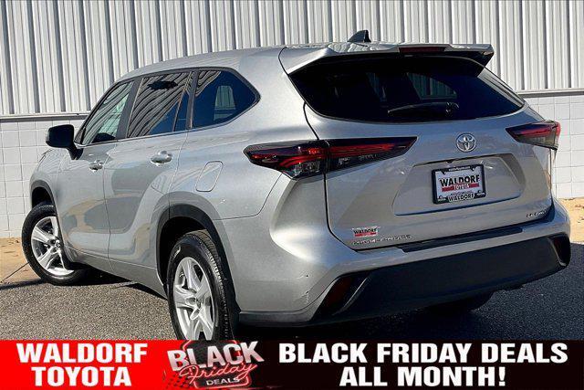 used 2024 Toyota Highlander car, priced at $34,000
