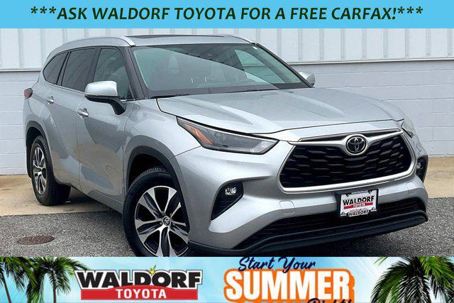 used 2022 Toyota Highlander car, priced at $32,000