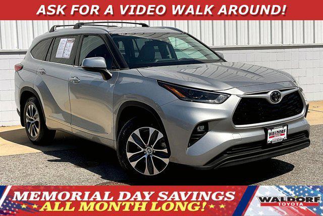 used 2021 Toyota Highlander car, priced at $30,995