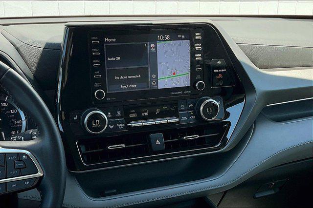 used 2021 Toyota Highlander car, priced at $30,495