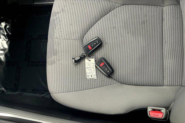 used 2022 Toyota Highlander car, priced at $31,995