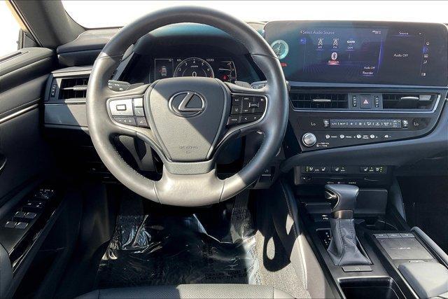 used 2022 Lexus ES 350 car, priced at $35,650