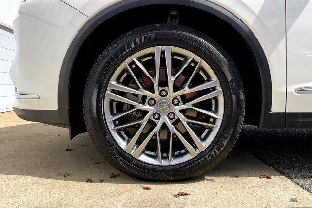 used 2022 Acura MDX car, priced at $33,950