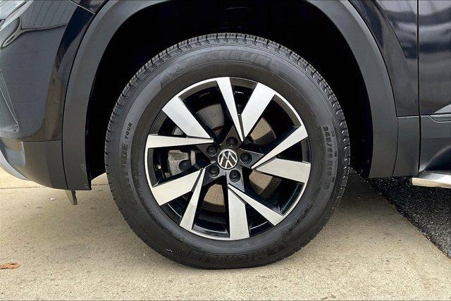 used 2020 Volkswagen Atlas Cross Sport car, priced at $21,500