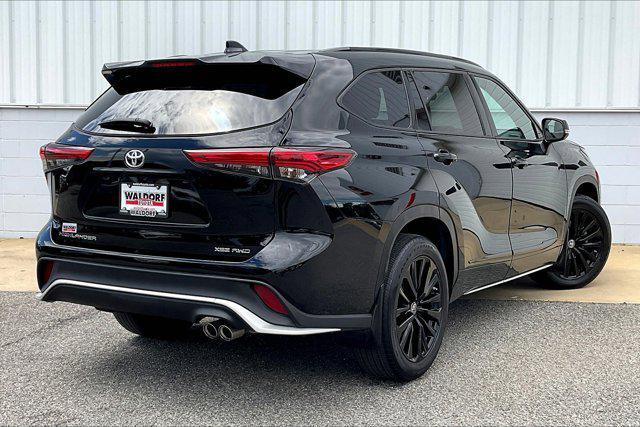 used 2023 Toyota Highlander car, priced at $41,995