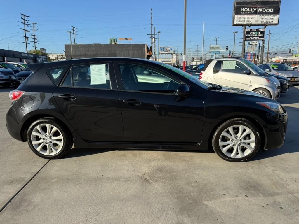 used 2011 Mazda Mazda3 car, priced at $9,595