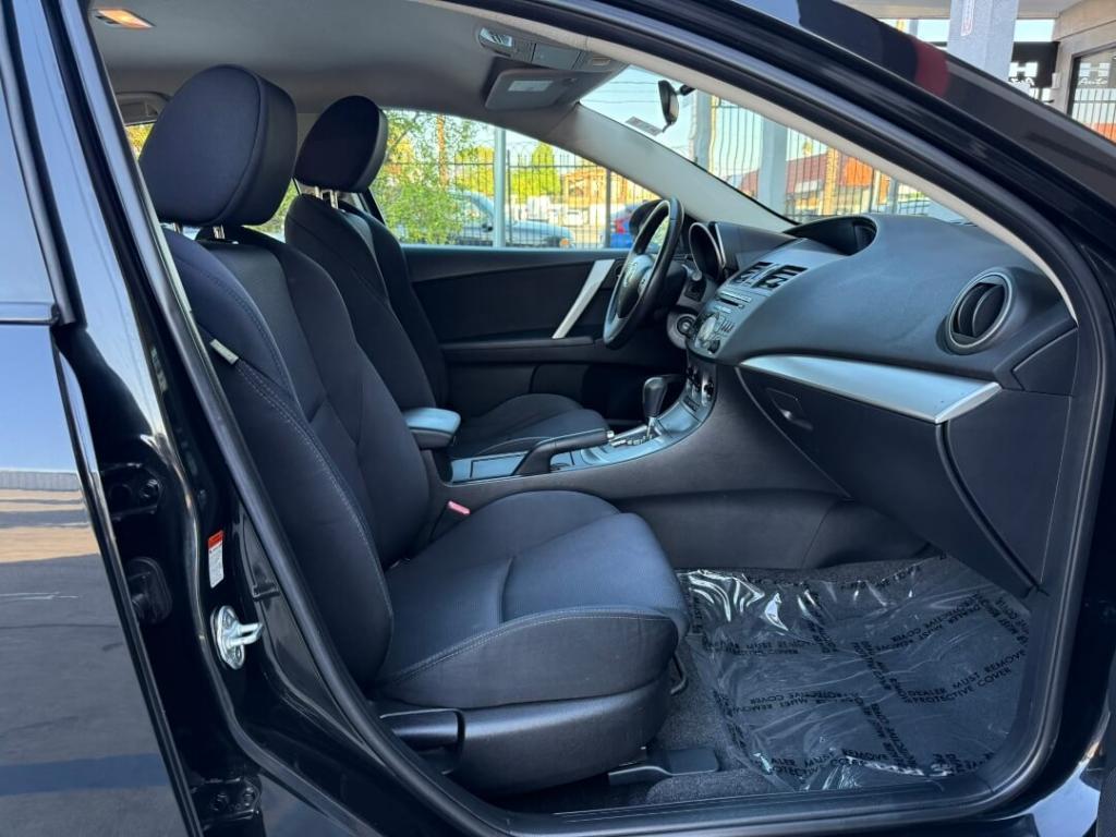 used 2011 Mazda Mazda3 car, priced at $9,595