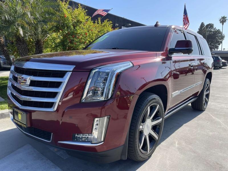 used 2016 Cadillac Escalade car, priced at $27,495